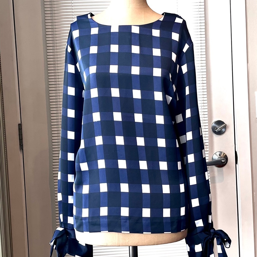 Banana Republic Navy and White Gingham Satin Crewneck Blouse - Picture 1 of 9